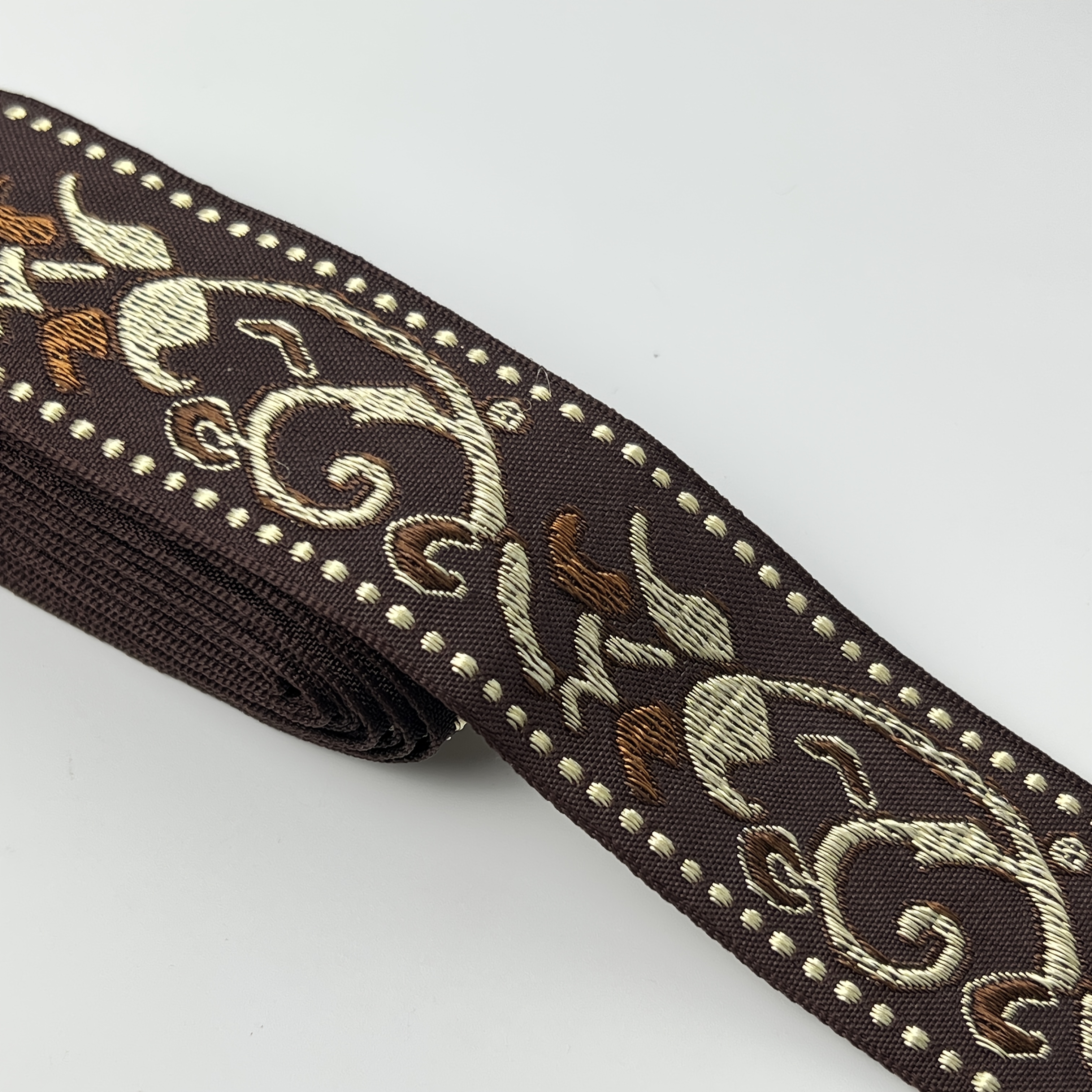2m/2.19yards Lace Ethnic Jacquard Webbing Trim - Perfect For Clothing, Home Decor, And Gift Wrapping, Holiday Gift Tassels | Vibrant Embroidery | Durable Fabrics, Tassel Trim