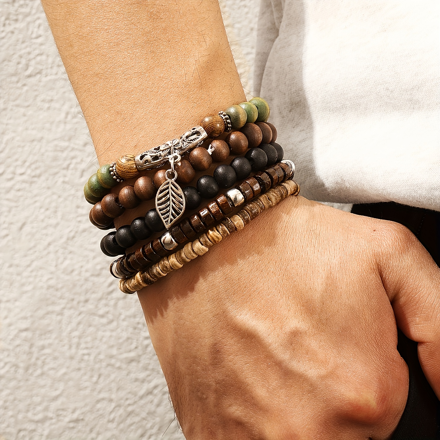 Image of 5pcs/set Of Easy Wooden Beads Coconut Shell Bracelet Set Daily Party Jewelry