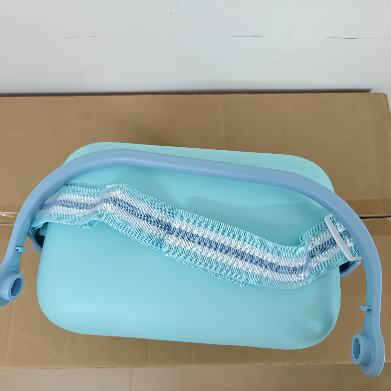 12QT Simple Candy Style Outdoor Camping Cooler Box for Camping Fishing Refrigerator Not Food Contact