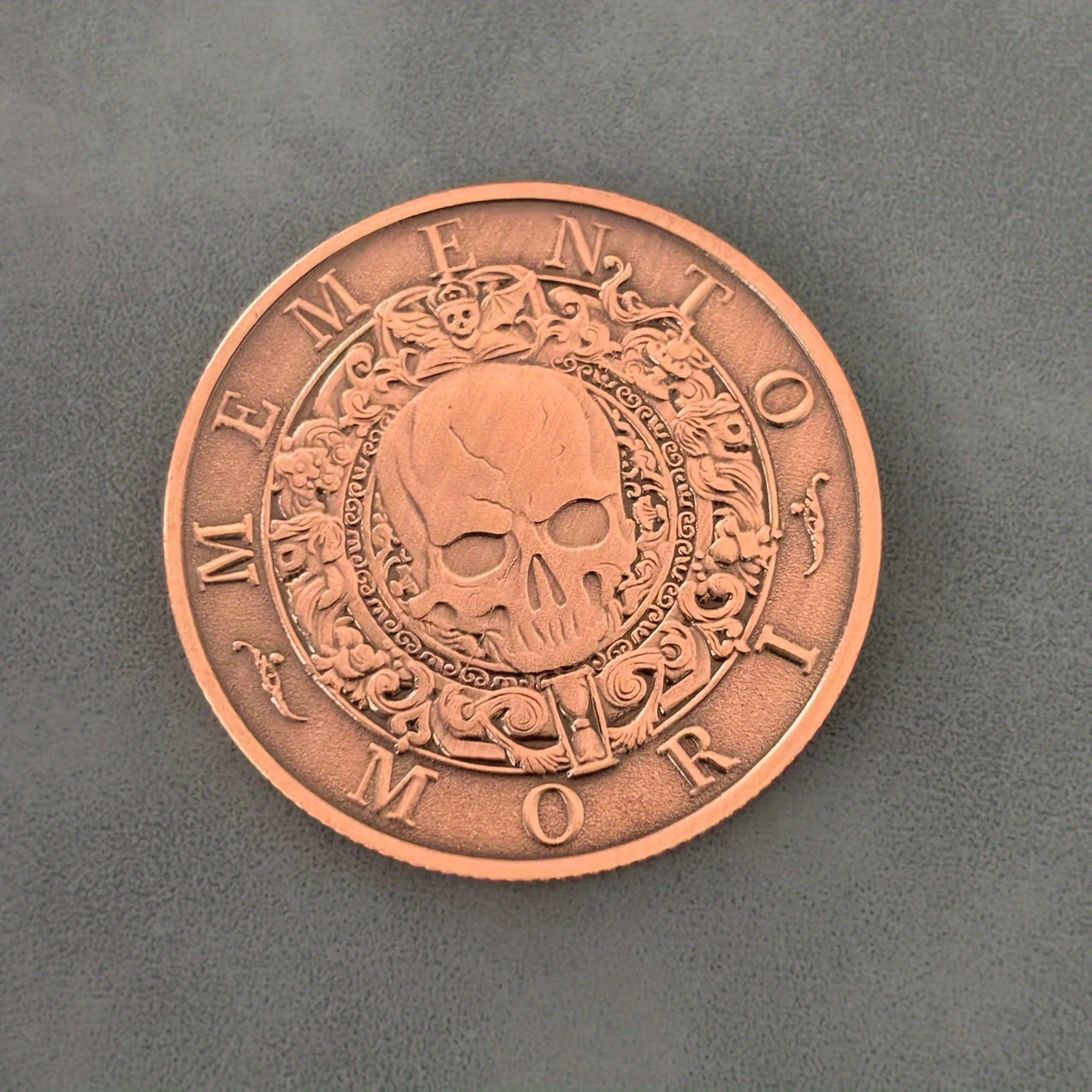 1 шт. монета с 3d-рельефным черепом - железный  , батарейки не требуются,   для вечеринок и мероприятий подробные сведения 3