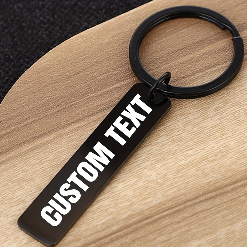 E-shop Personalisierter gravierter Schlüsselanhänger – Personalisiertes Namensschild mit selbstdefiniertem Text – Ein elegantes Geschenk für