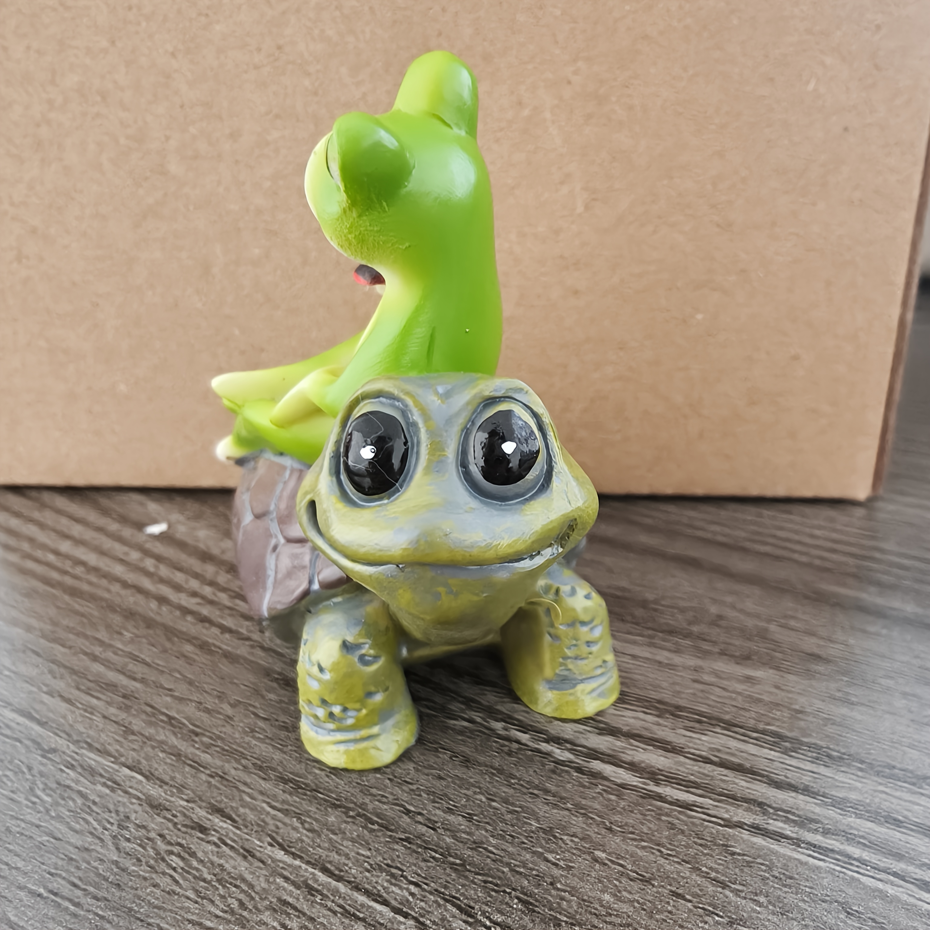 TEMU 1pc Hand-painted Frog & Turtle Figurine - Waterproof Resin Suitable For Garden, Aquarium, Terrarium Decor, Tiny Ornament For Fish Tank, Desktop,