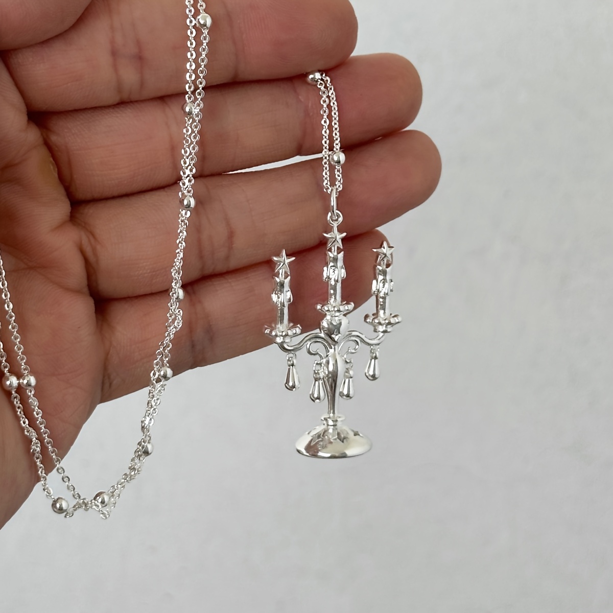TEMU A Silvery Holder Pendant Necklace For Women, Suitable For , Featuring A Design Japanese And Korean Styles For Neck Decoration