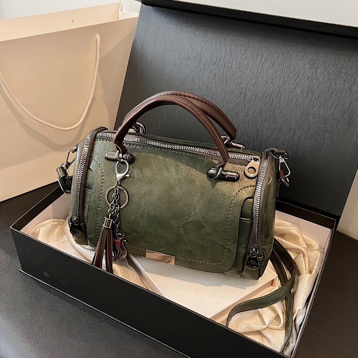 Image of Vintage Boston Handbag, Fashionable Casual Handbag For Daily Use, Classic Handbag And Handbag For Wo