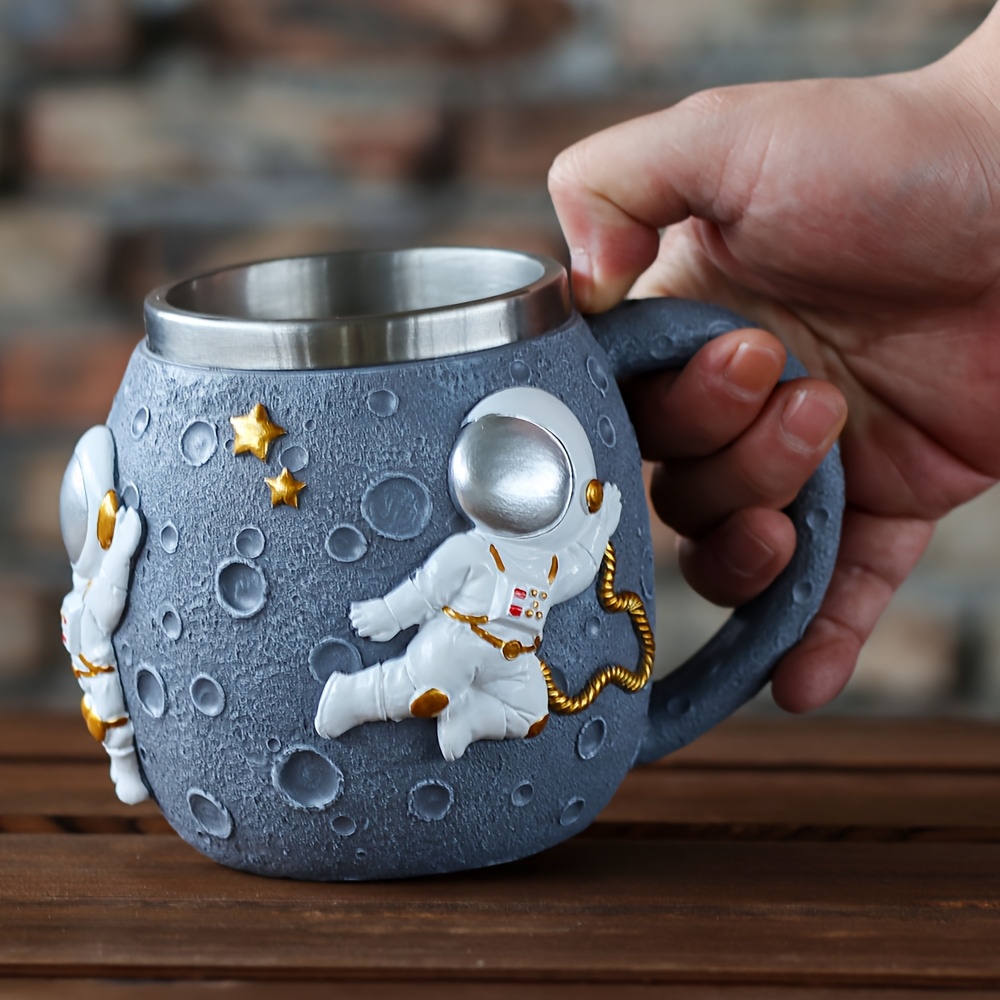 1 astronaut   pattern mug stainless steel coffee cup beer mug gift for space enthusiasts Product details 2