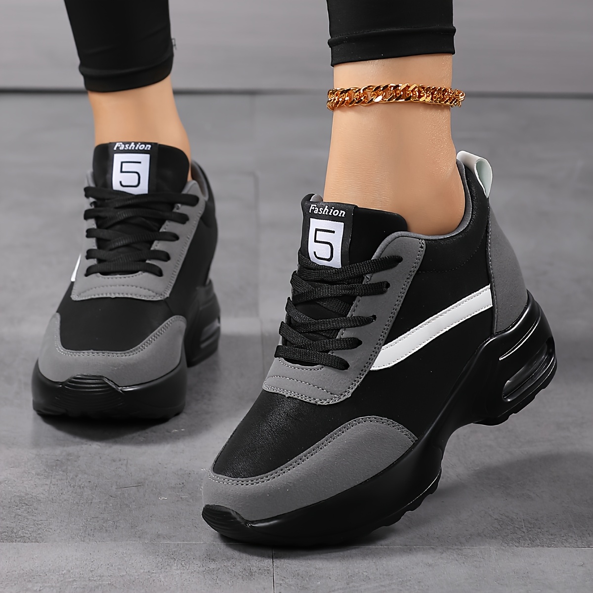 Zapatillas deportivas casuales para mujer SOSENFER, negras y blancas, con suela gruesa y acolchada - Zapatos cómodos de cierre con cordones, forro de tela transpirable, parte superior sintética duradera para uso en todas las estaciones, zapatillas para mujer, calzado versátil, zapatillas modernas, interior forrado de tela