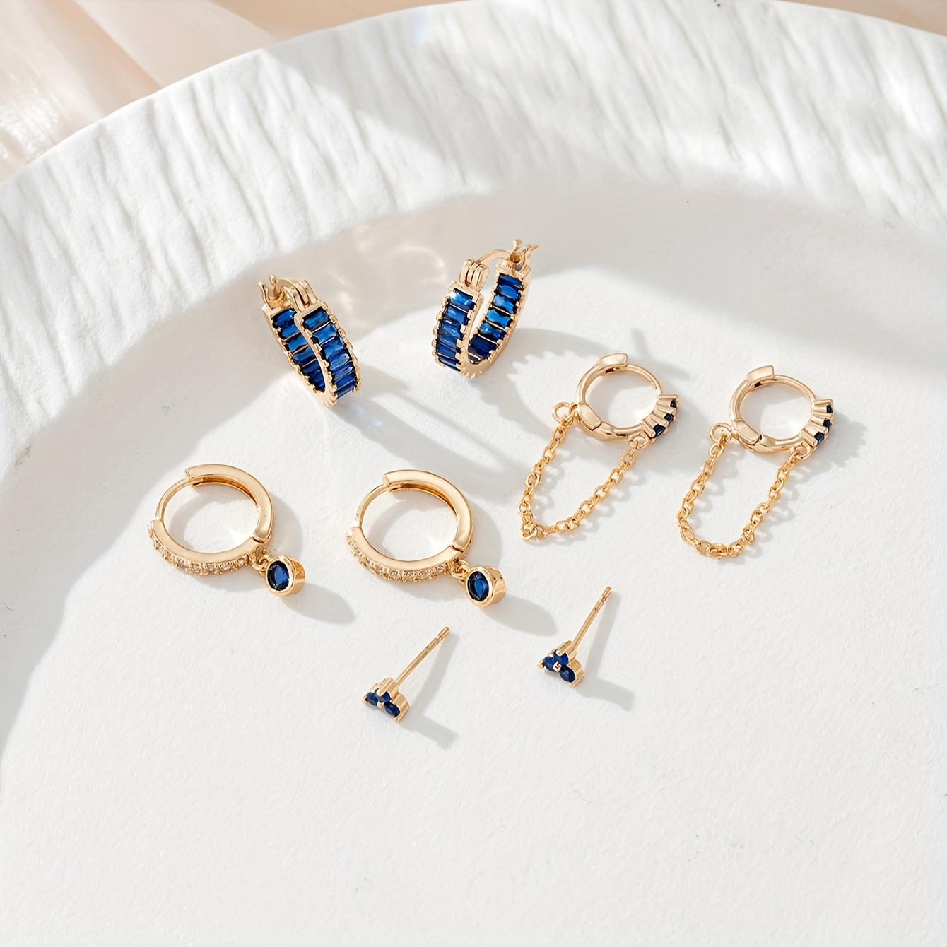 E-shop 8er-Set Damen Charme Ohrringe, Vintage Blaue Synthetische Zirkonia Quasten-Ohrring Set, Schmuckzubehör für Party und Büro