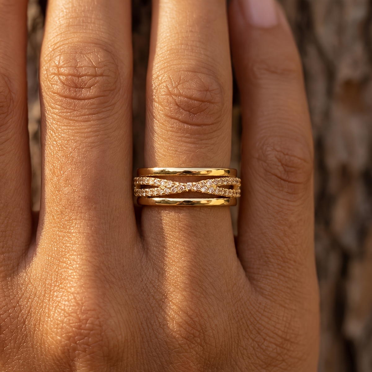 Women's Elegant Crossed Lines Ring, Versatile for Daily Use