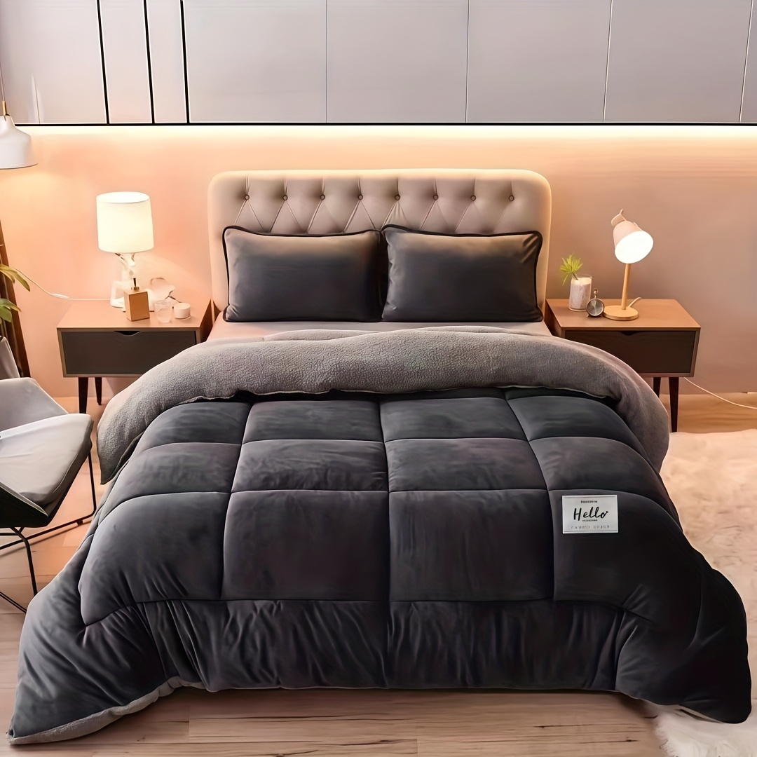 Image of 1pc Comfortable Velvet Warm Winter Quilt, Quilted Into Popular Plaid, Comfortable And Durable, Suitable For Bedroom, , Dormitory, Hotel, Etc., Ideal For Bedroom Comforter And Christmas Gift