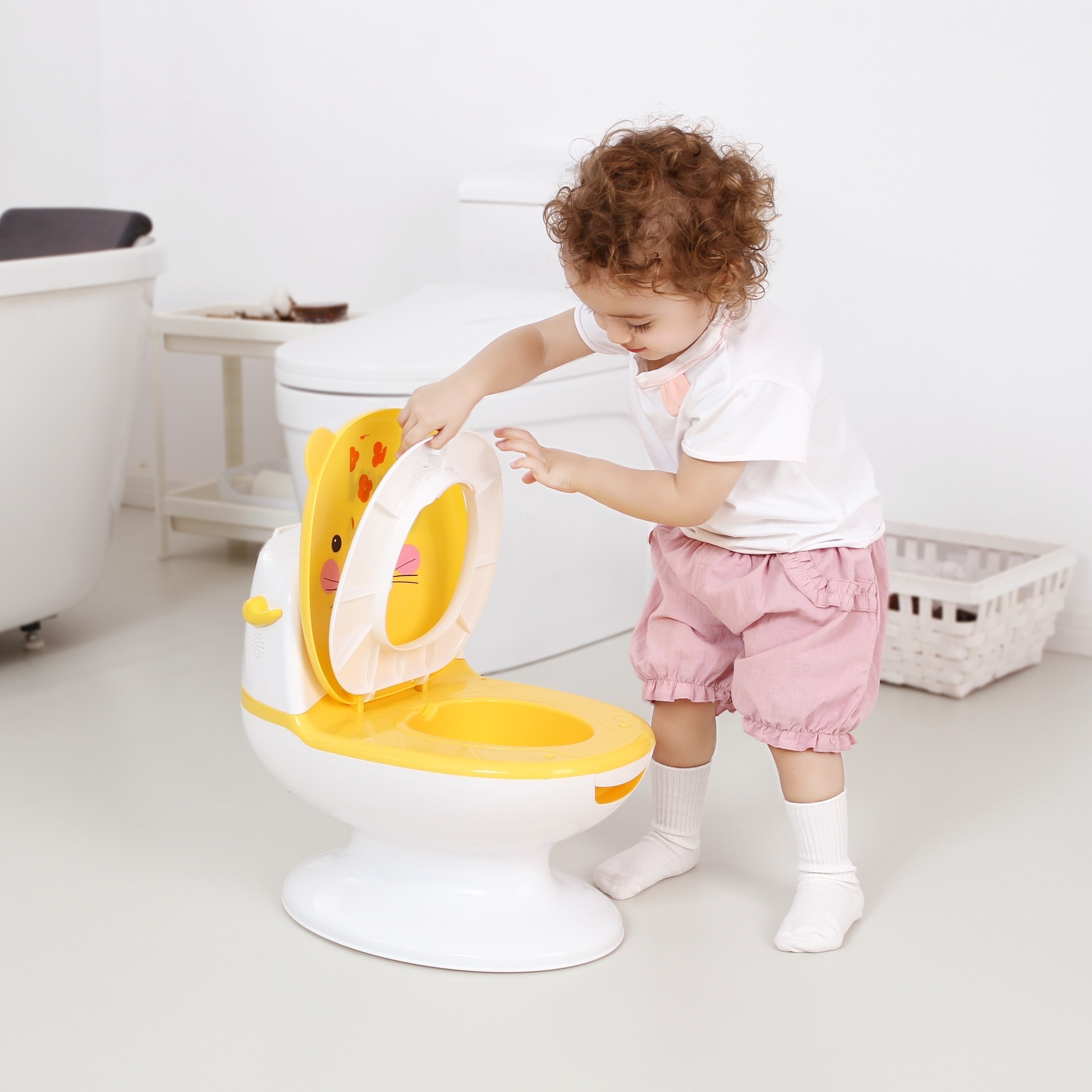 potty training chair with panda design plastic flush sound feature   seat and tissue holder   0 3 years details 9