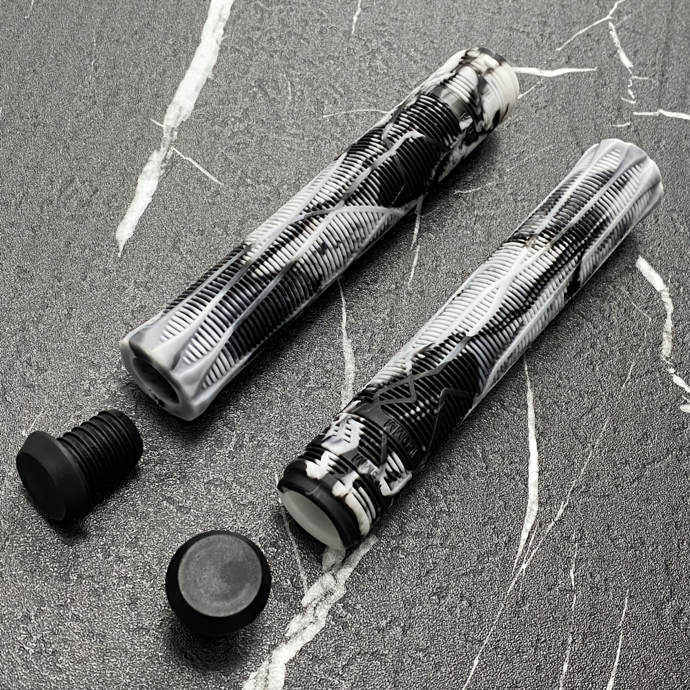 Image of 18cm/7.09in Extended Trimmable Tpe Scooter Handlebar Cover, Mountain Bike Long Handlebar Sleeve, Soft Anti-slip Bike Handle Accessory, Supports Shortening To 15cm Or 16.5cm