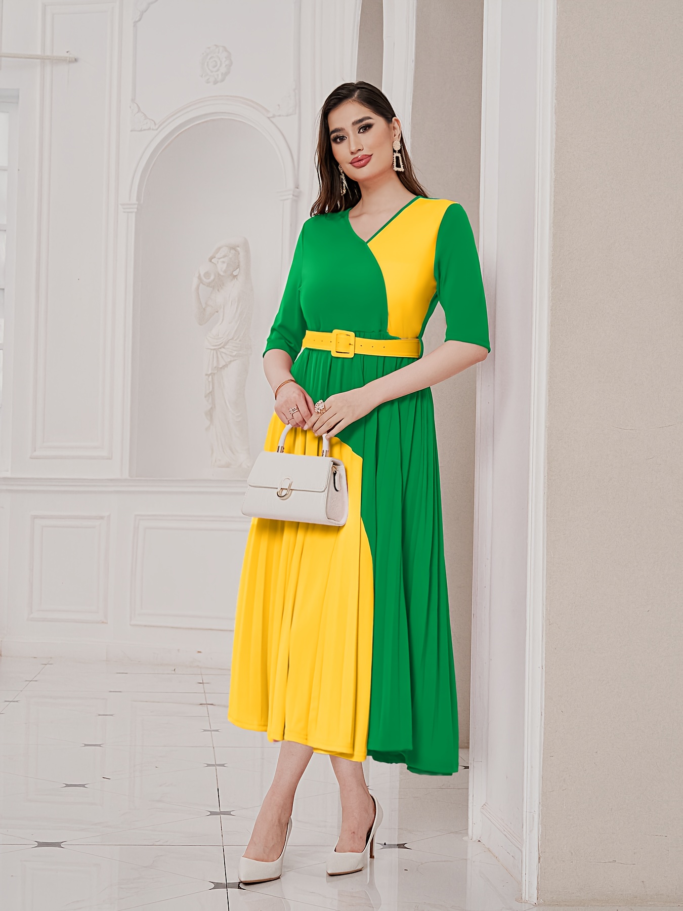 green emerald velvet dress Unique Evening Dress | Tulle Green & Black Round Neck Plus Size main image 0
