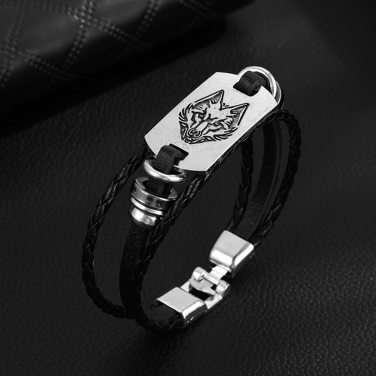 E-shop 1 Stück Herrenmode Sibirischer Wolf Kopf Stil, handgefertigtes Vintage Kunstleder Armband, modisches kreatives Armband, mehrschichtiges Armband