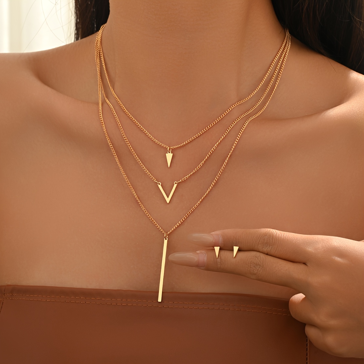 E-shop 2-teiliges Set Frühling/Sommer Nahost Ramadan Metall-Stil Damen Lange Rechteckige V-förmige Geometrische Anhänger Mehrschichtige Halskette
