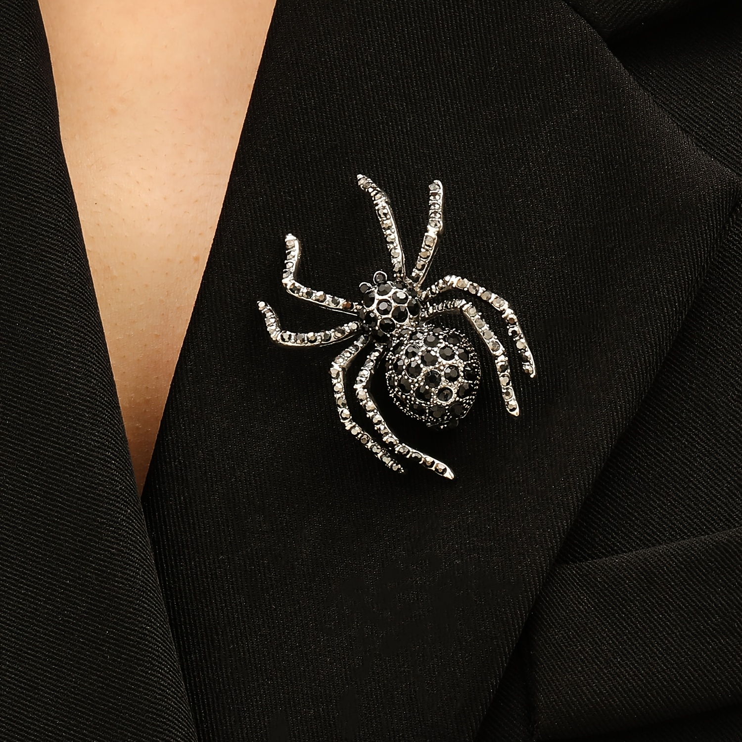 TEMU 1pc Halloween Spider Animal Brooch Fashionable Individual Trendy Unique Synthetic Zirconia Suit Accessory Decorative Pin, Suitable For Men And