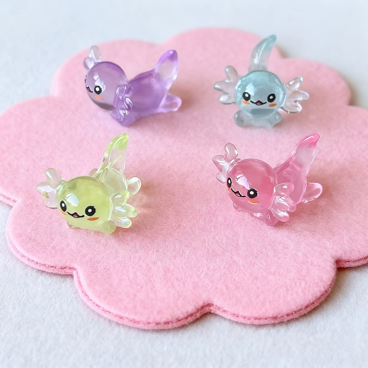 Image of 16pcs Vibrant Mini Salamander Resin Collectible Figurines In Mixed Colors, Boho Fantasy Theme, Ideal For Easter, Birthday, Ocean Parties, Holiday Decorations, Non, Suitable For Room Types