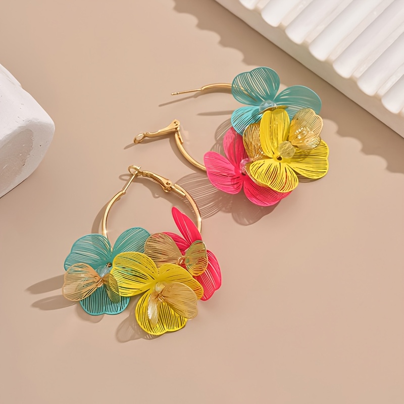 Cute Candy-colored Earrings Women's (leaf Color Random)