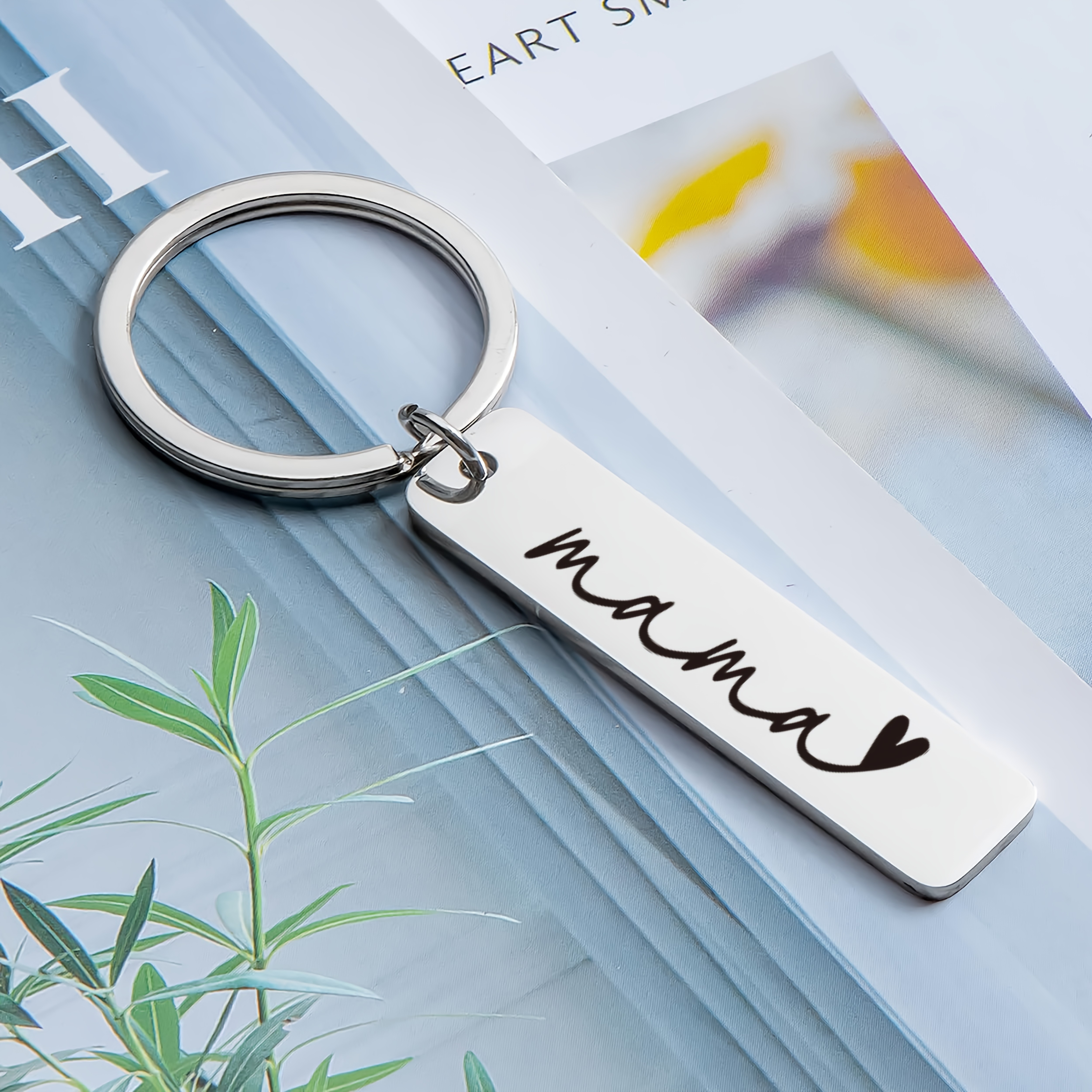 Elegant "mama" Heart Keychain - Perfect Stainless Steel Gift For Mom, Single Piece, Ideal For , , |chic Accessory|durable Keychain, Keychain Accessorie