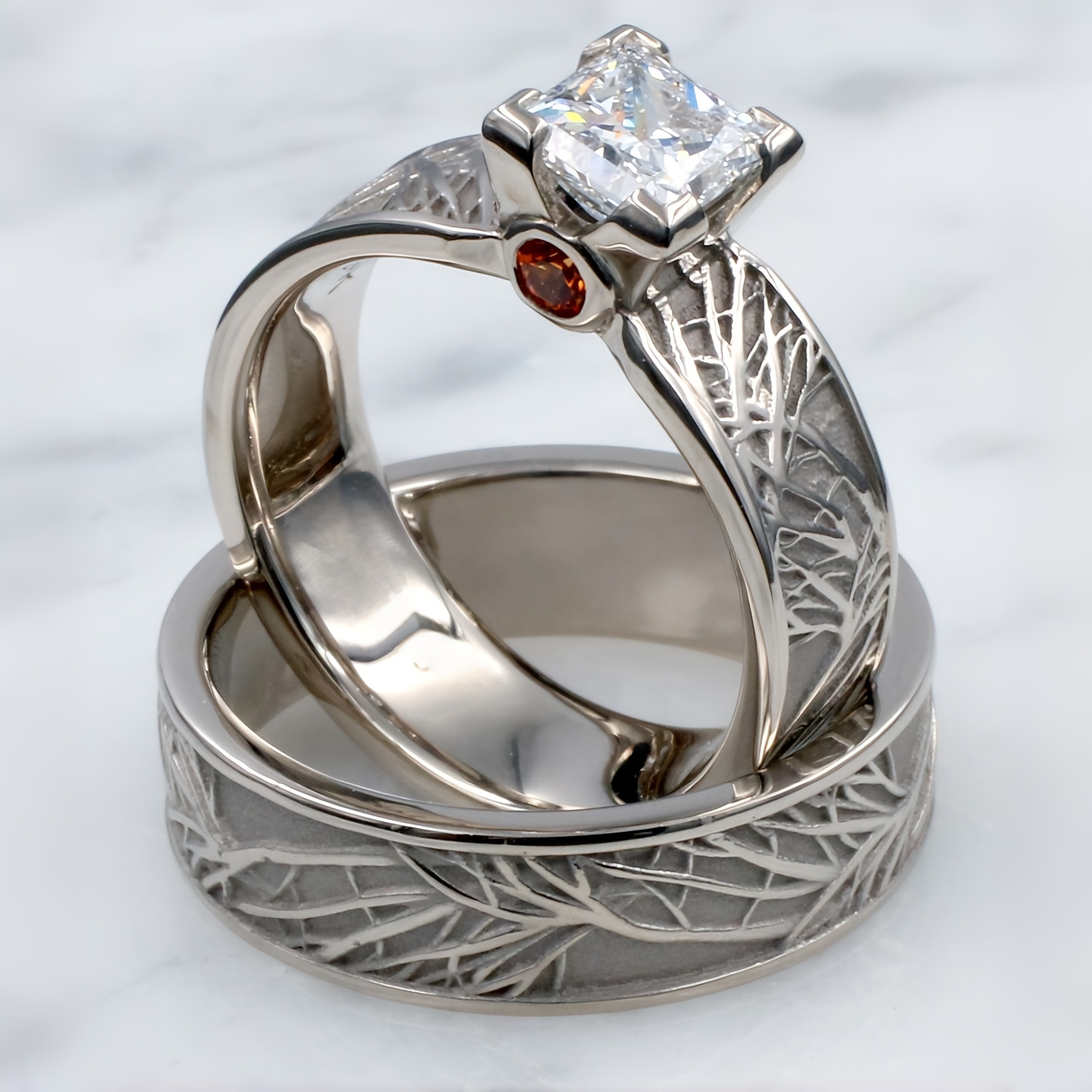 Luxury Synthetic Cubic Zirconia Tree Pattern Couple Rings