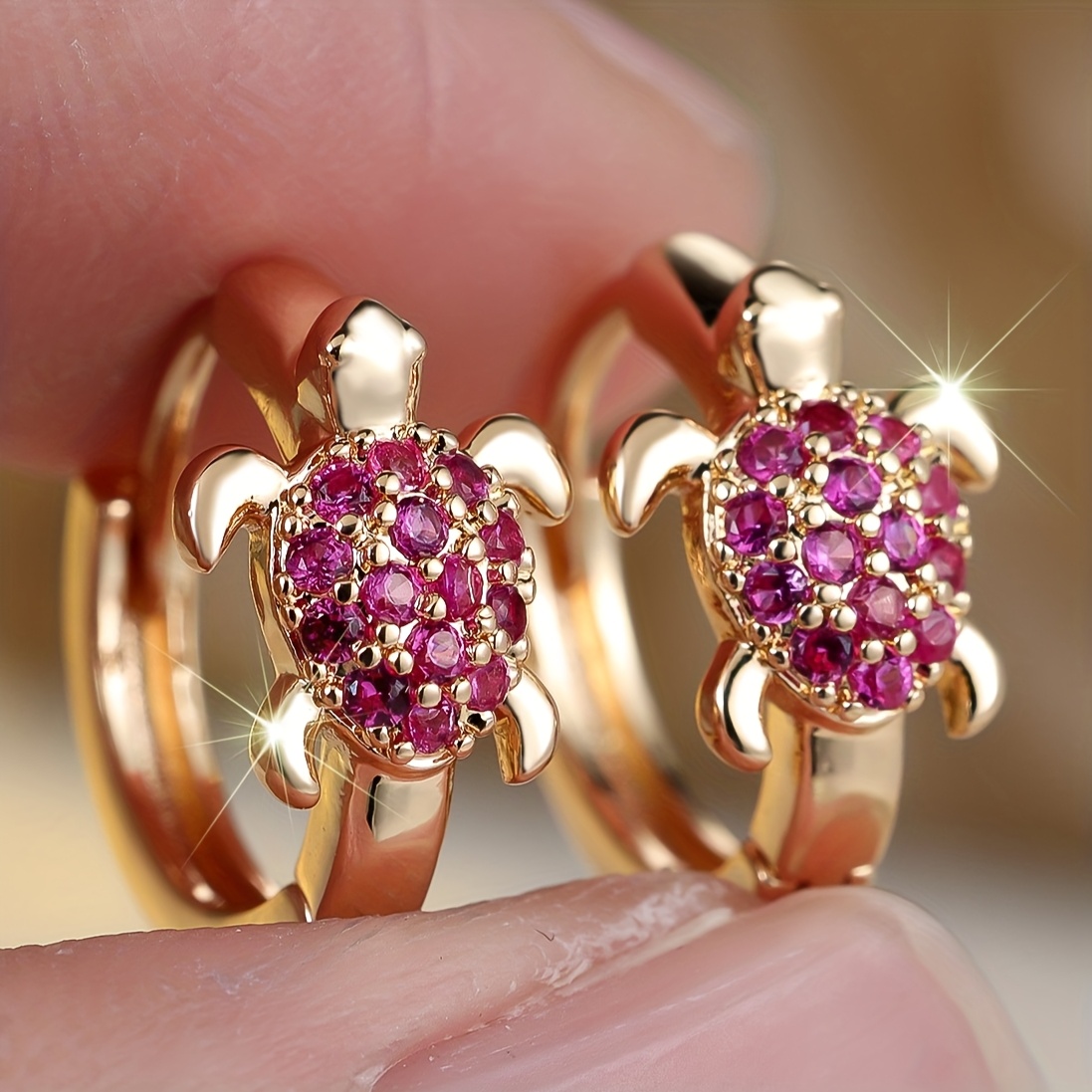 A Pair Of Adorable And Delicate Turtle Stud Earrings For Women, Perfect For Wearing At Parties And Gatherings
