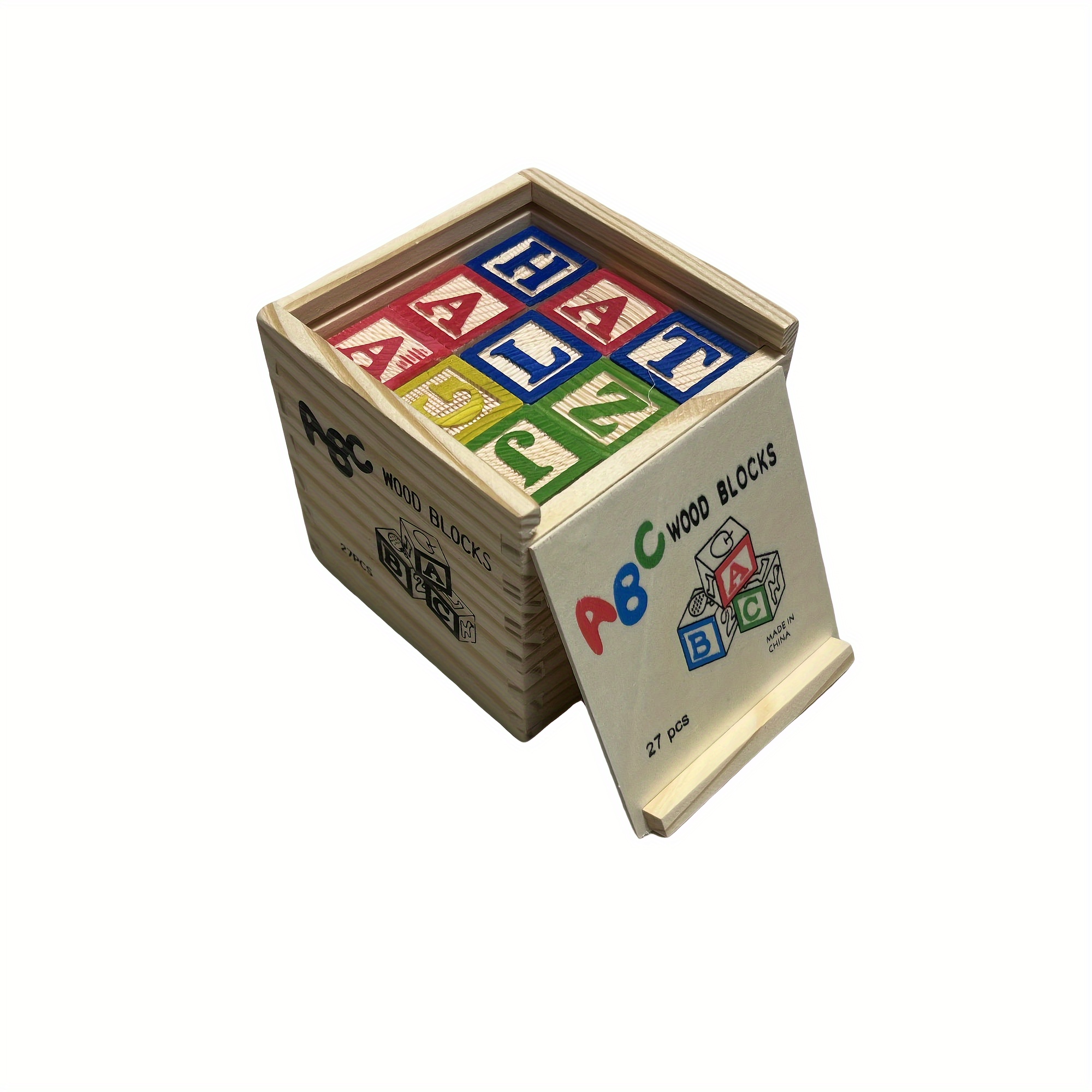 大きな木製の立方体でできたアルファベットのブロック、数字、教育玩具