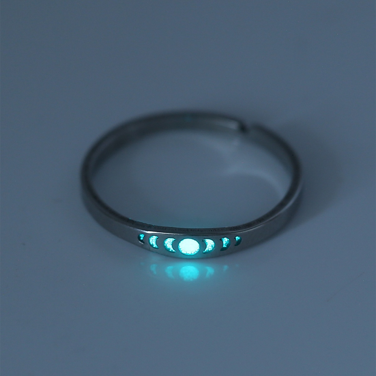 Moon Stainless Steel Open Luminous Ring. This Product Is Luminously Glowing, Light After Absorbing It And Not Shining Without Absorption