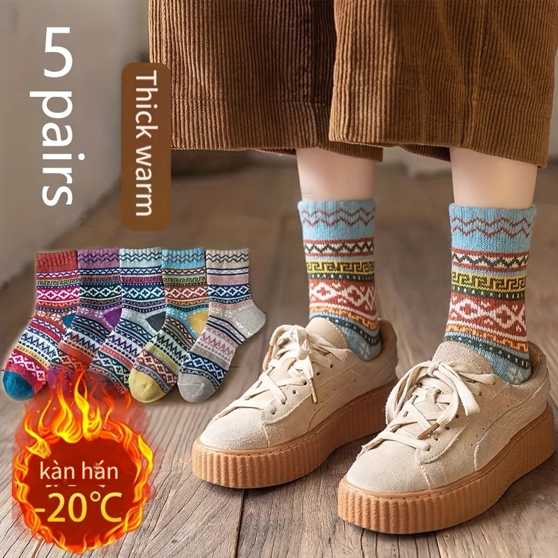 

5 Pairs Of Women's Mid-calf Socks For Autumn And Winter. . Warm, Comfortable, Soft, Breathable, Socks. Skin-friendly. Japanese-style Socks For Men.