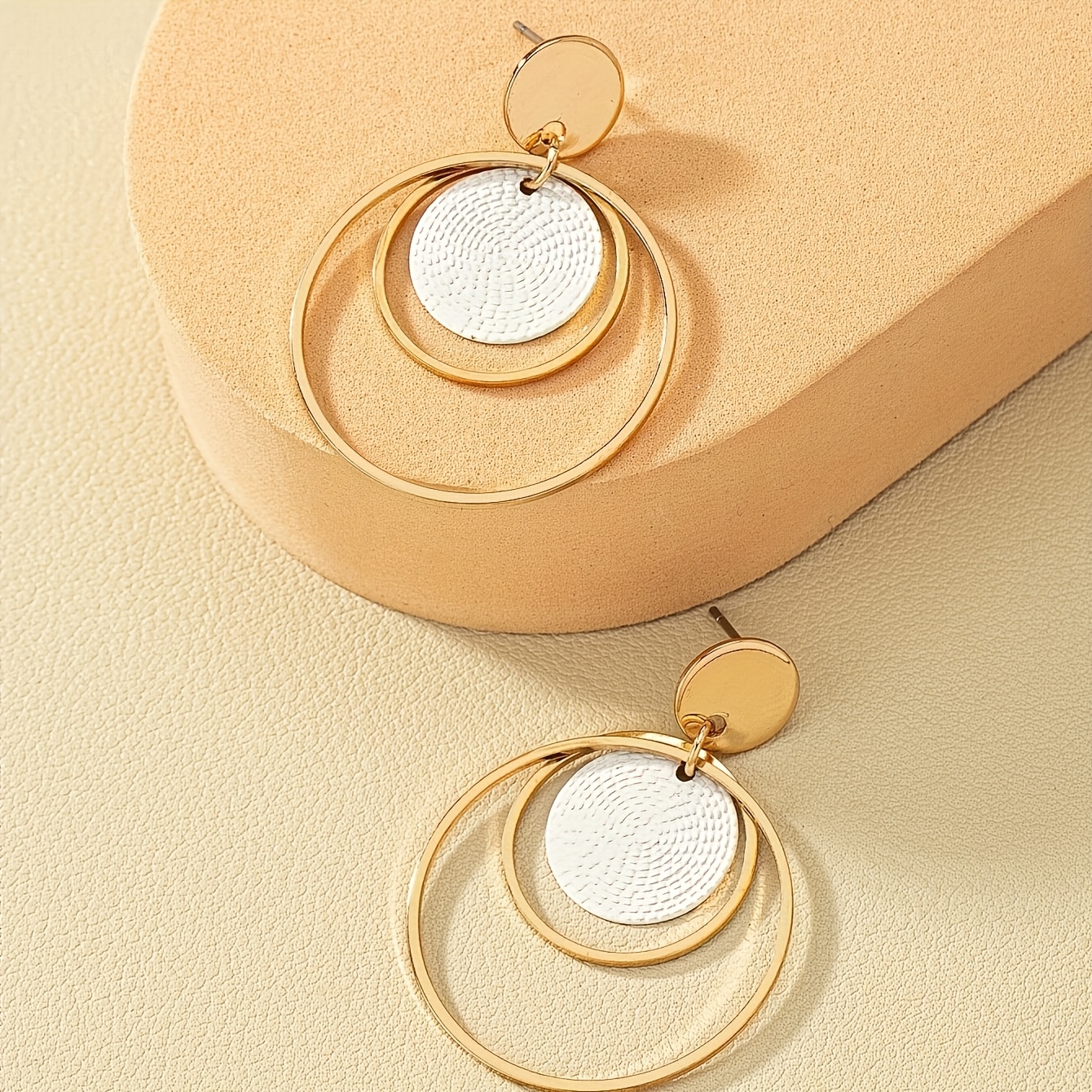 TEMU Paire d'élégantes boucles d'oreilles circulaires multicouches pour femmes | de plaqué or 14 carats avec tiges en acier inoxydable, adaptées à un