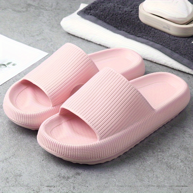 Image of New Black Simple And Elegant Comfortable Soft Bottom Eva Material Indoor And Outdoor Men And Women Couple Style Anti-slip And Anti-odor Slippers
