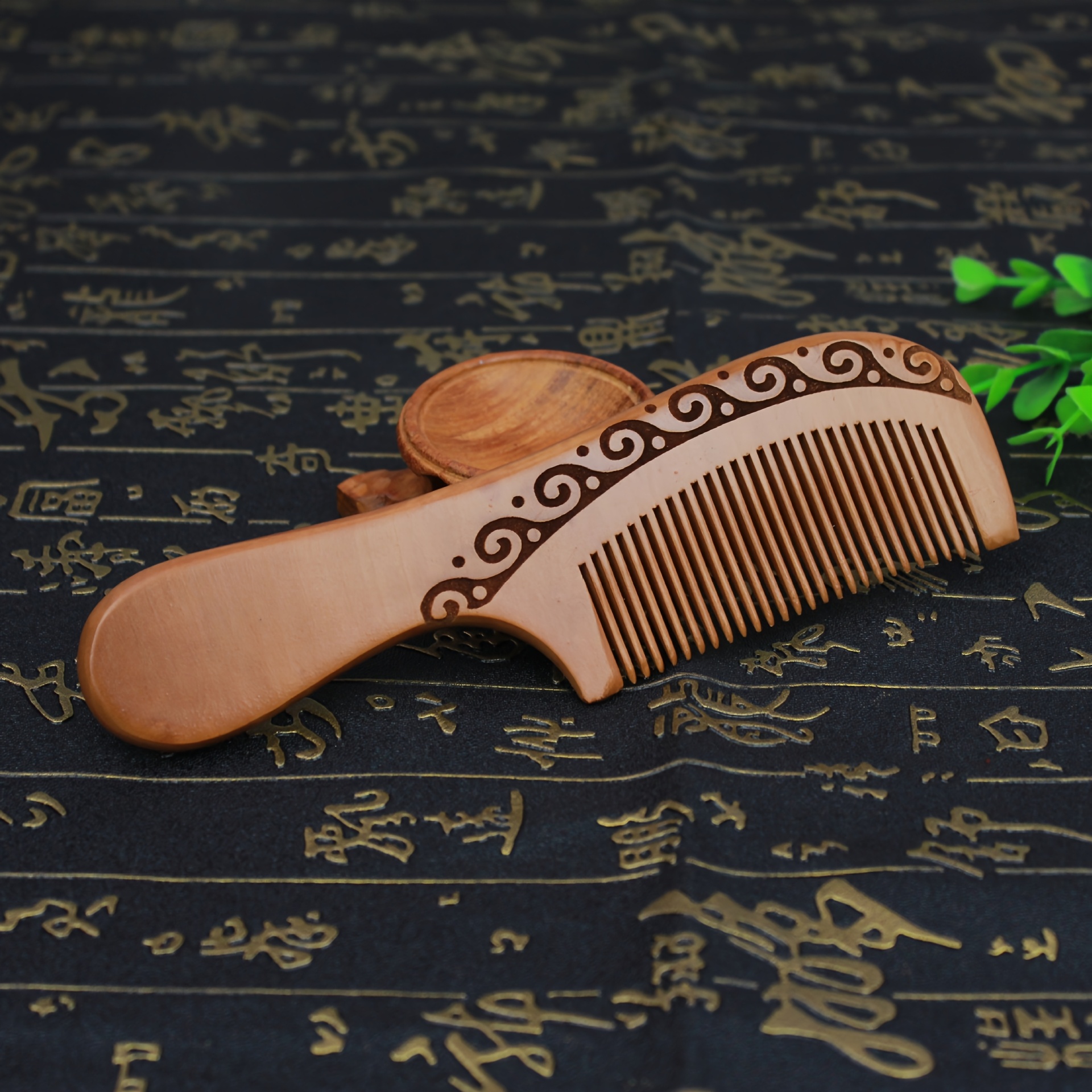 4pcs Walnut Handle Wooden Smoothing Comb Set