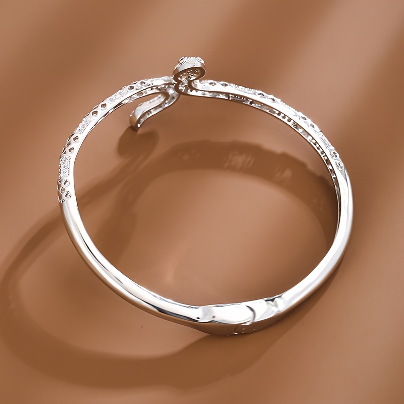Snake Shaped Zirconia Women's Bracelet