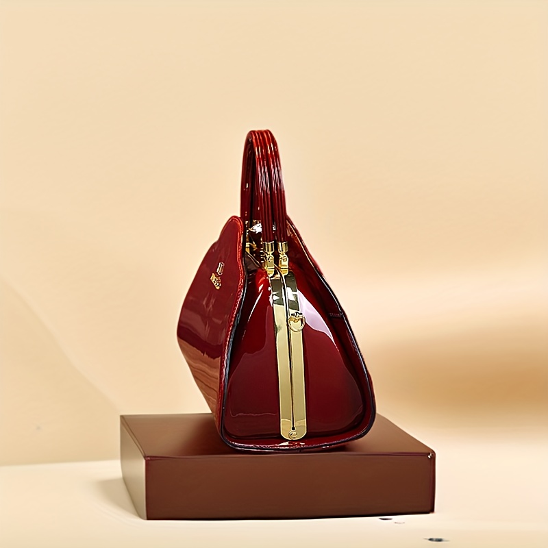 Fashionable Women's Shoulder Bag, Painted Cowhide Crossbody Bag with Adjustable Strap