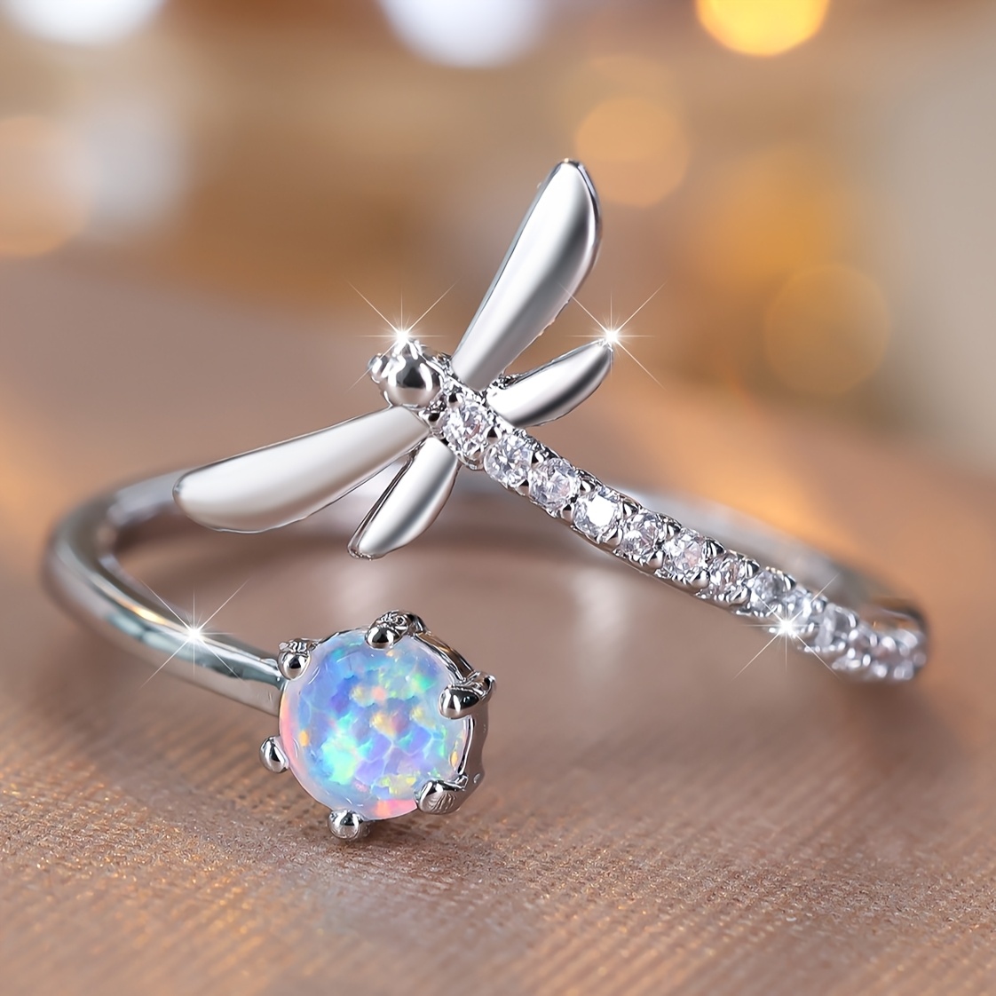 TEMU An Elegant Synthetic Light Luxury Women's Fashionable Versatile Everyday Ring