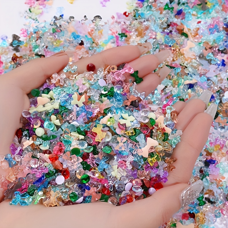 

200 pièces de breloques en résine de couleur mélangée pour nail art, de cœur, de fleur et de nœud, matériau ABS, pour décorations d'ongles et embellissements d'étuis de téléphone, sac de 20 g