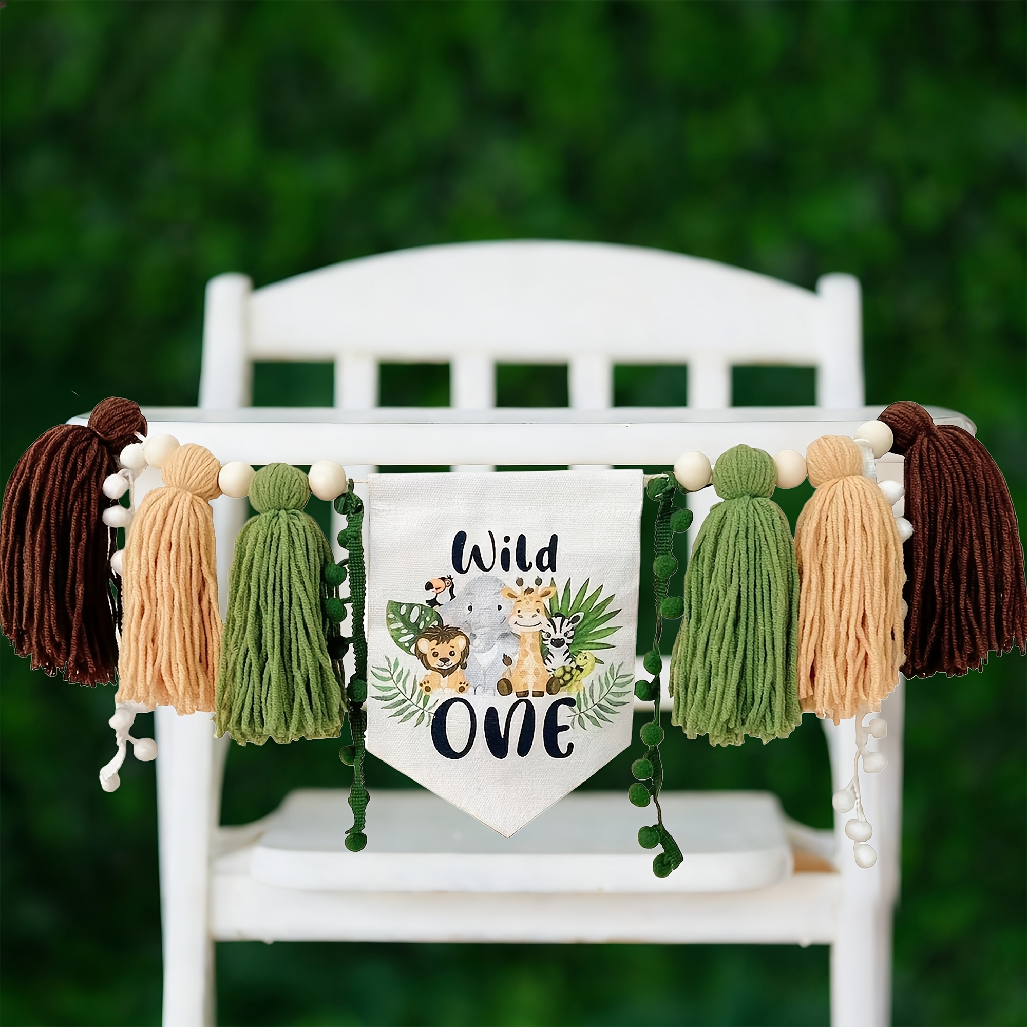 Image of Handmade Green Birthday Banner With A Bohemian Style Featuring A Lion, Perfect For A Forest-themed Birthday Party, With Sparkling Tassel Garlands For Room Decoration