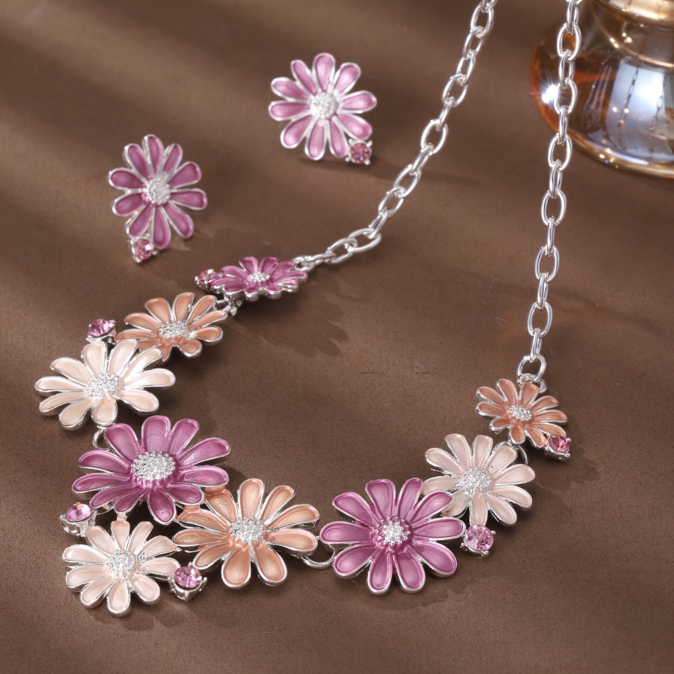 A Romantic Jewelry Set Featuring A Pair Of Earrings And A Necklace With Pink Enamel Flowers, Perfect For Bohemian Spring And Summer Additions, Ideal As A Birthday Gift, Made Of Alloy
