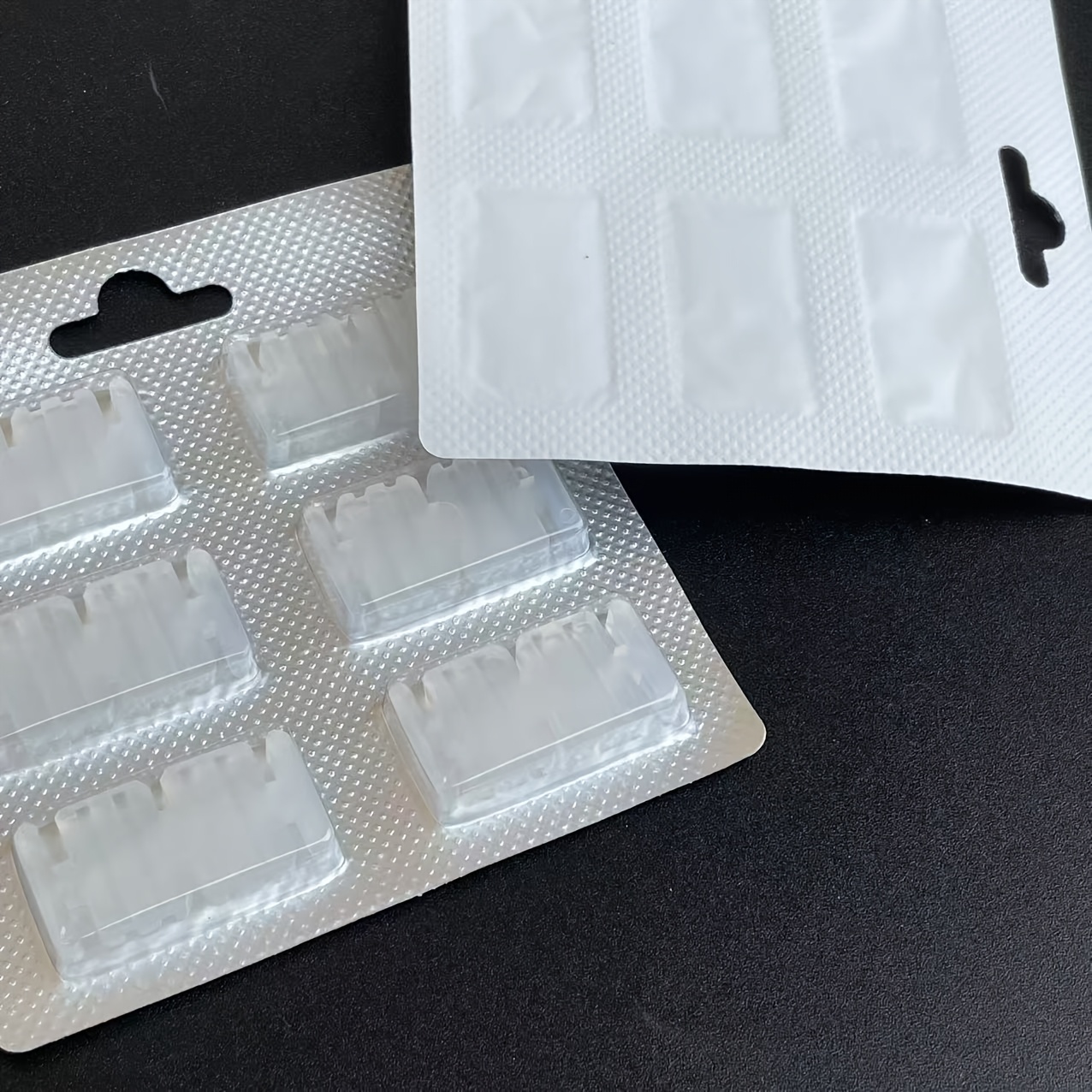 Image of Replacement Dust Bags, Transparent White Fragrance Strips, Suitable For Vorwerk Vk135/135/140/150 Vacuum Cleaner Dust Bag Replacement Fragrance Strips.