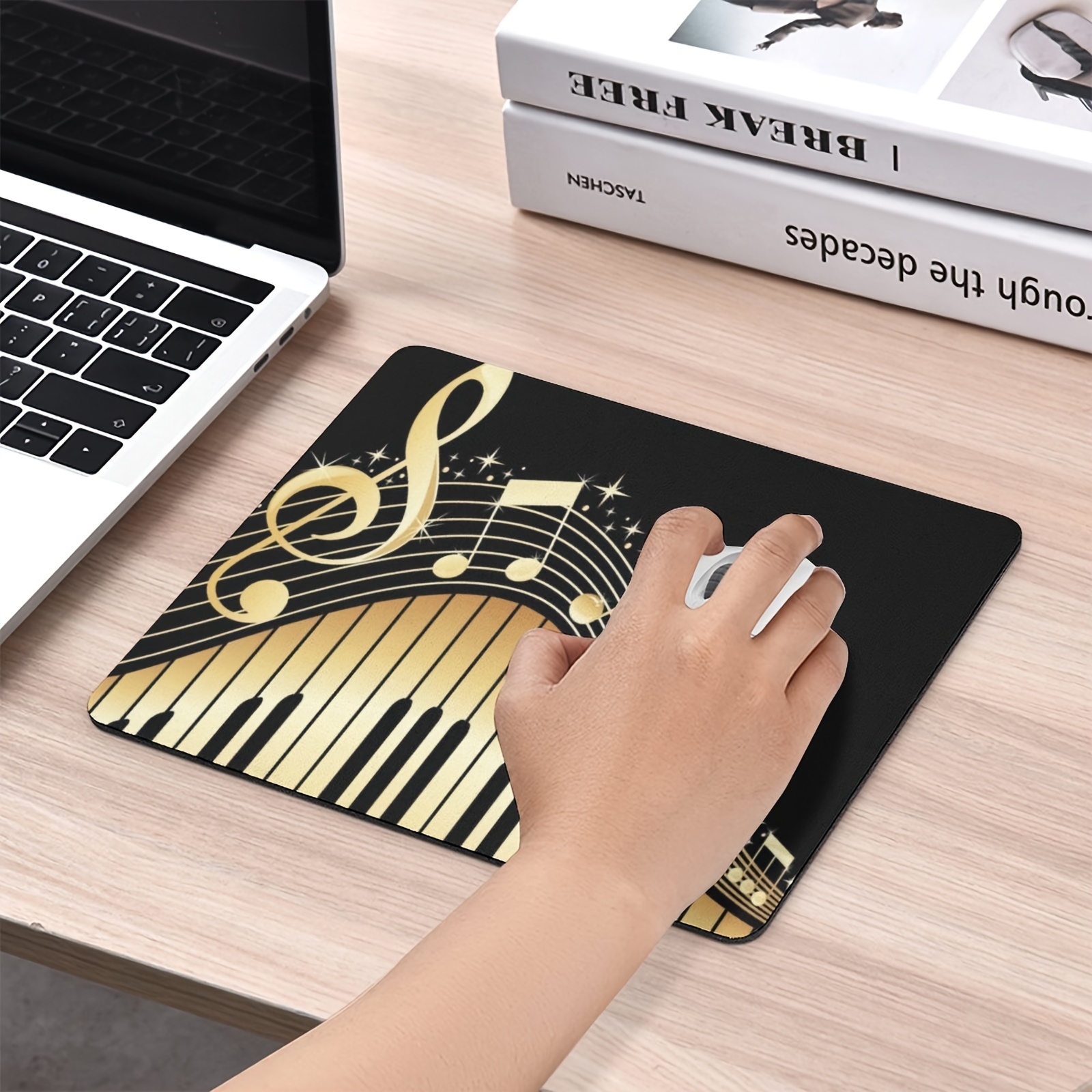 

Music-themed Rubber Mouse Pad, Anti-slip Oblong Desk Accessory With Woven Fabric, Treble Clef & Keyboard Design For Office And Home Computers, 9.5 X 7.9 Inch