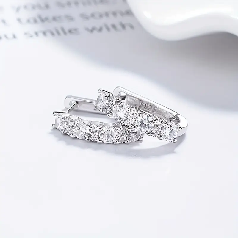 925 sterling silver droplet shaped moissanite earrings womens charm jewelry high quality designer and party style mothers day with an exquisite gift box Product details 1