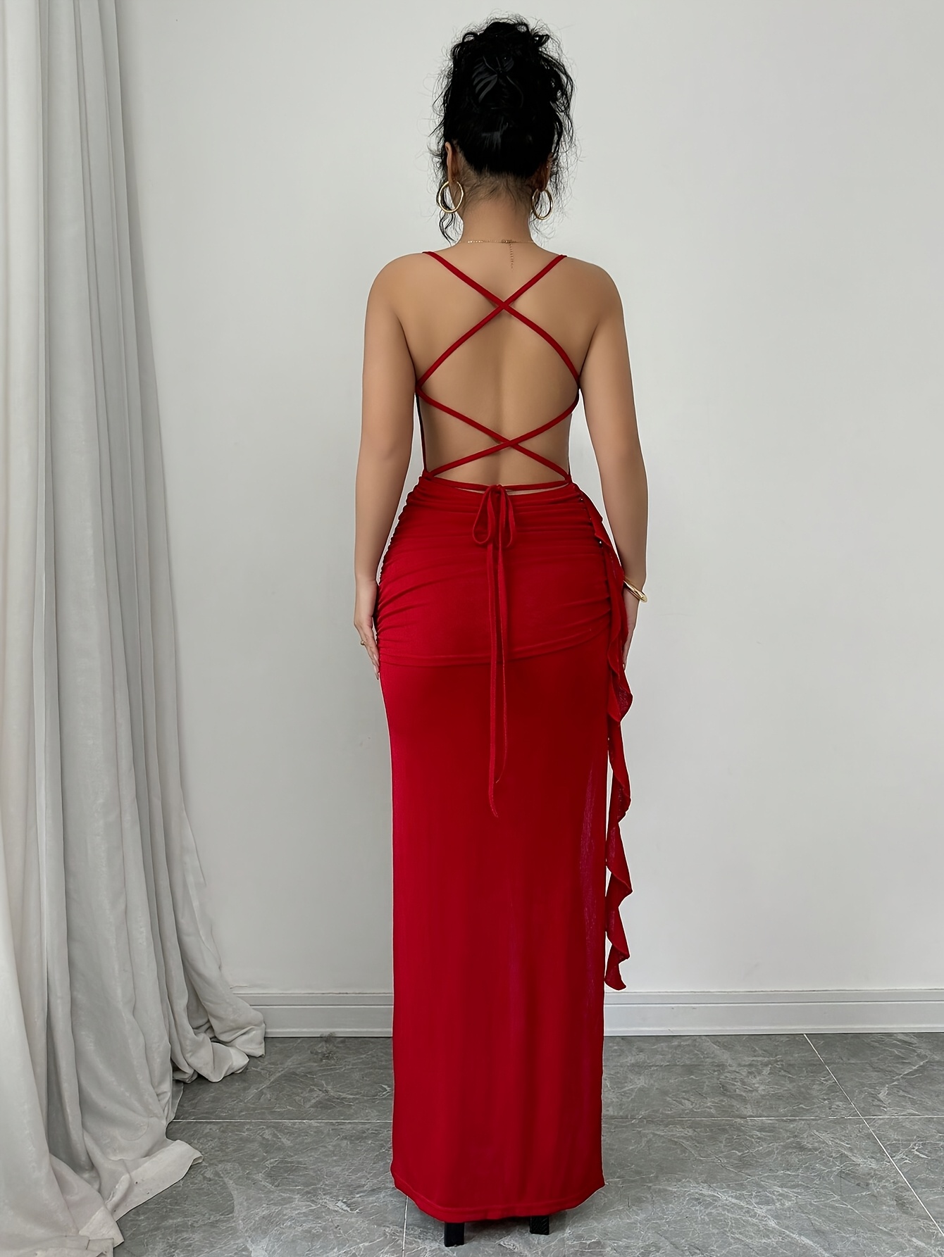 a long fitted dress a high slit waist thin straps - Temu Germany
