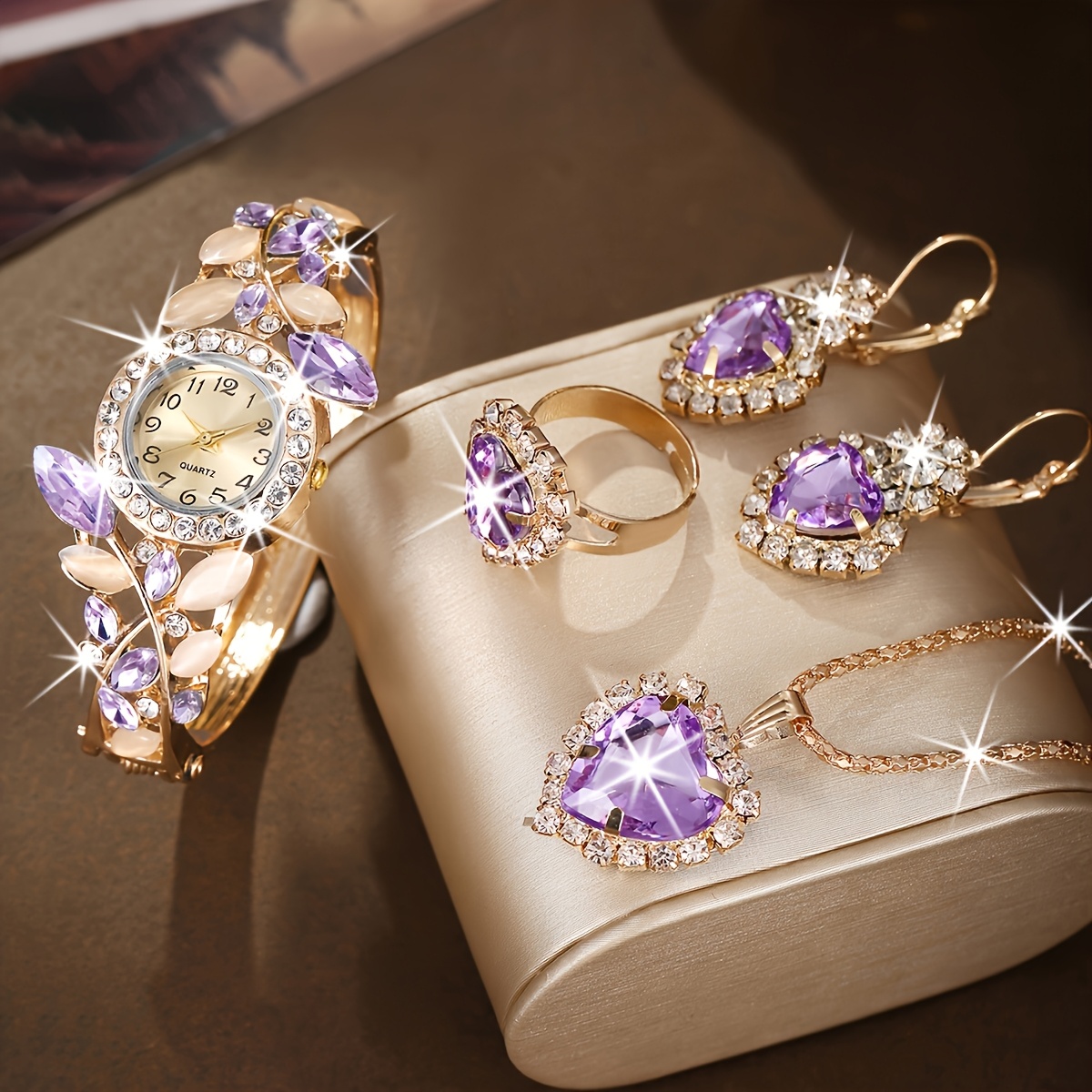 Image of 5pcs New Women's Fashion Elegant Quartz Watch With Heart-shaped Rhinestone Necklace Earrings Ring Set, Sisters' Matching Jewelry For Holiday Gifts And Daily Wear