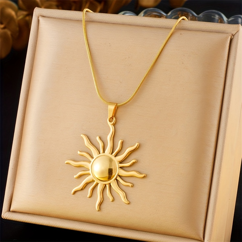 E-shop Böhmische Retro Easy Trendy Goldener Sonnenanhänger Edelstahl Halskette