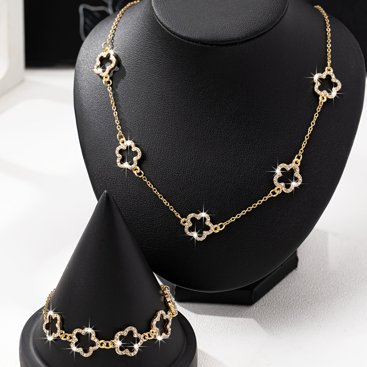 TEMU Ensemble de collier et bracelet à feuilles élégant et doux, 2 pièces, bijoux de mode pour fête, bijoux de tous , nouveau collier à pour femmes,