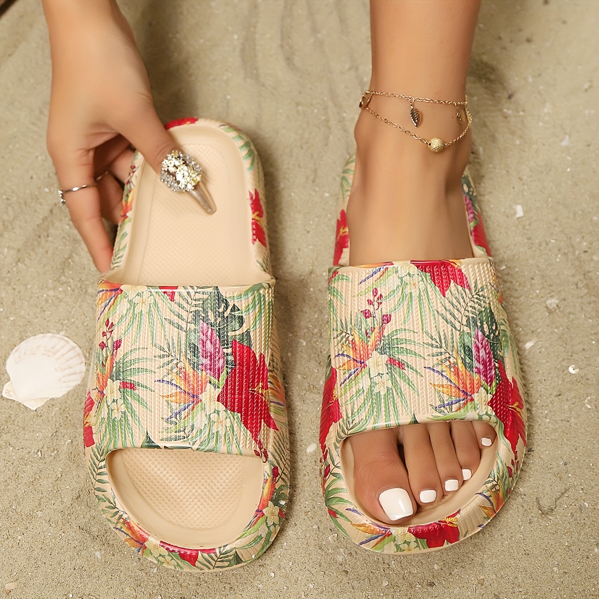 Image of Women's Thick-soled Floral Print Slippers, Beach Slippers, Women Shoes