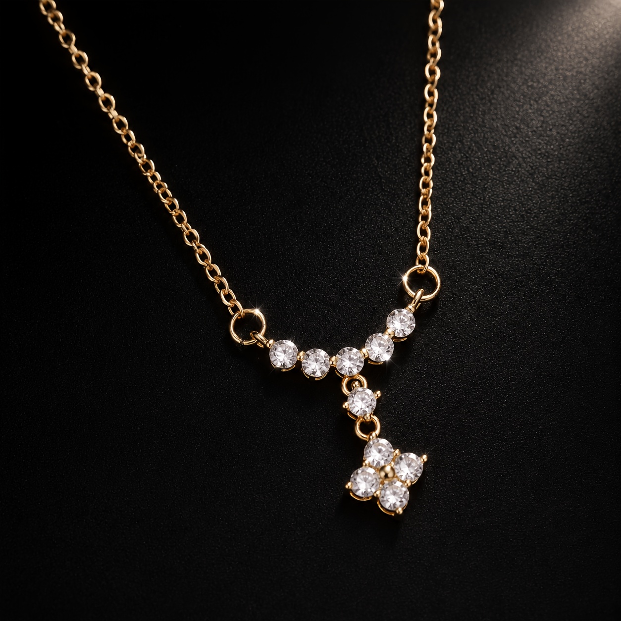 Women's Long Four-leaf Lucky Flower Necklace, Elegant Gift