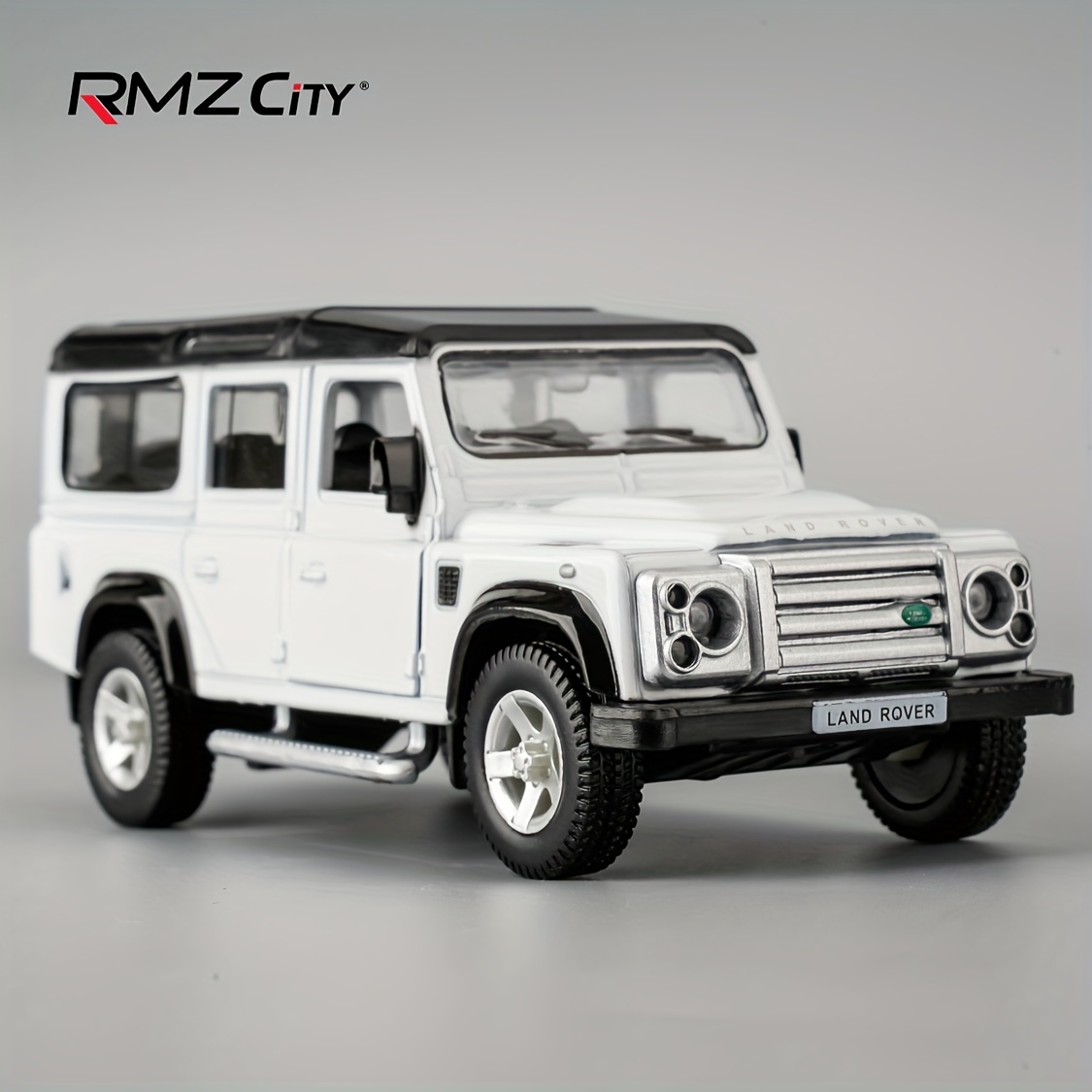 

1/36 Scale White For Land For Defender Model Car - Zinc Alloy Die-cast With Pull Back Action, Wheels & Green Headlights - Ideal Gift For