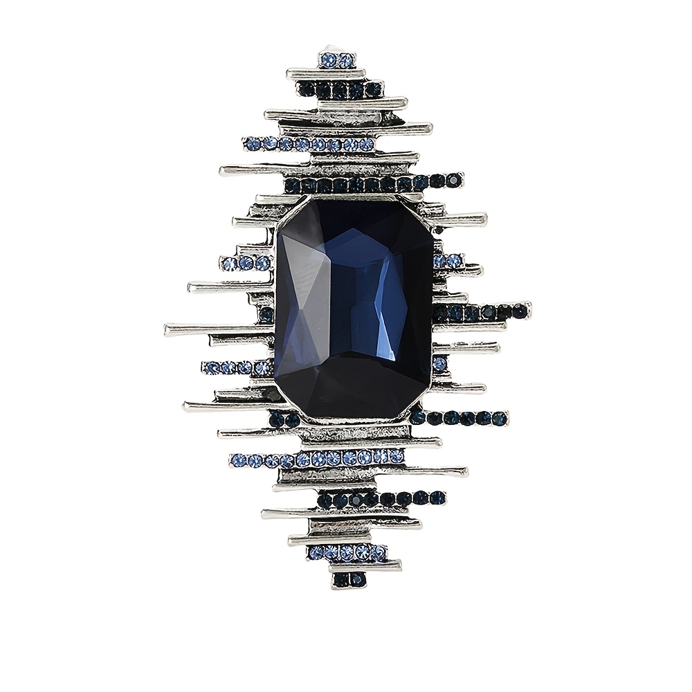 Retro Heavy Industry 3D Rhinestone Brooch, Light Luxury Accessory