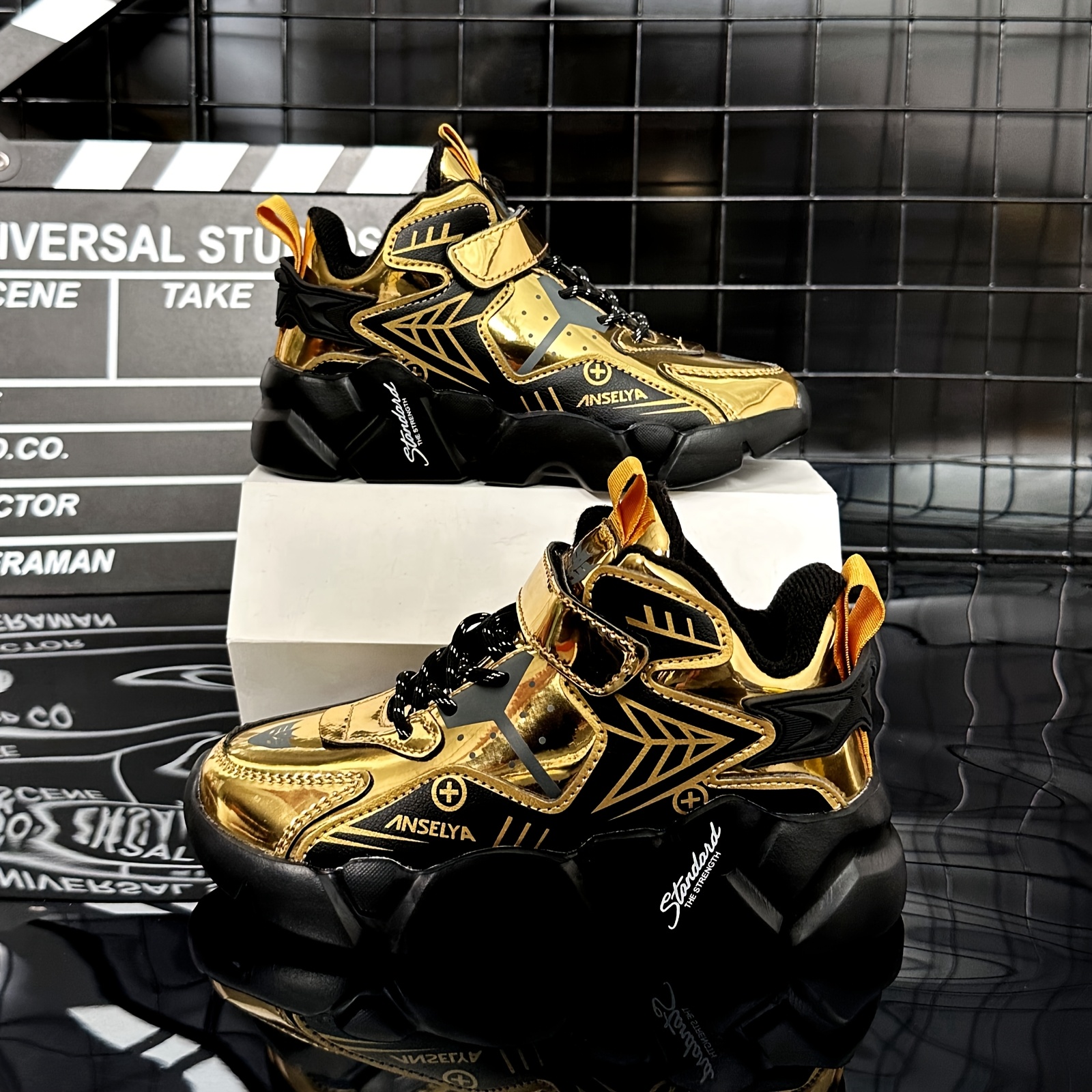 Jongensmode-sneakers - Duurzame laagtop-basketbalshoes met sluiting, ademende stofinleg en EVA-gepolijste zool voor outdoor-hardlopen, casual-draag - Comfort voor alle seizoenen, basketbalshoes, sportkleding, stijlvolle design met lusen, gevoerde EVA-zool