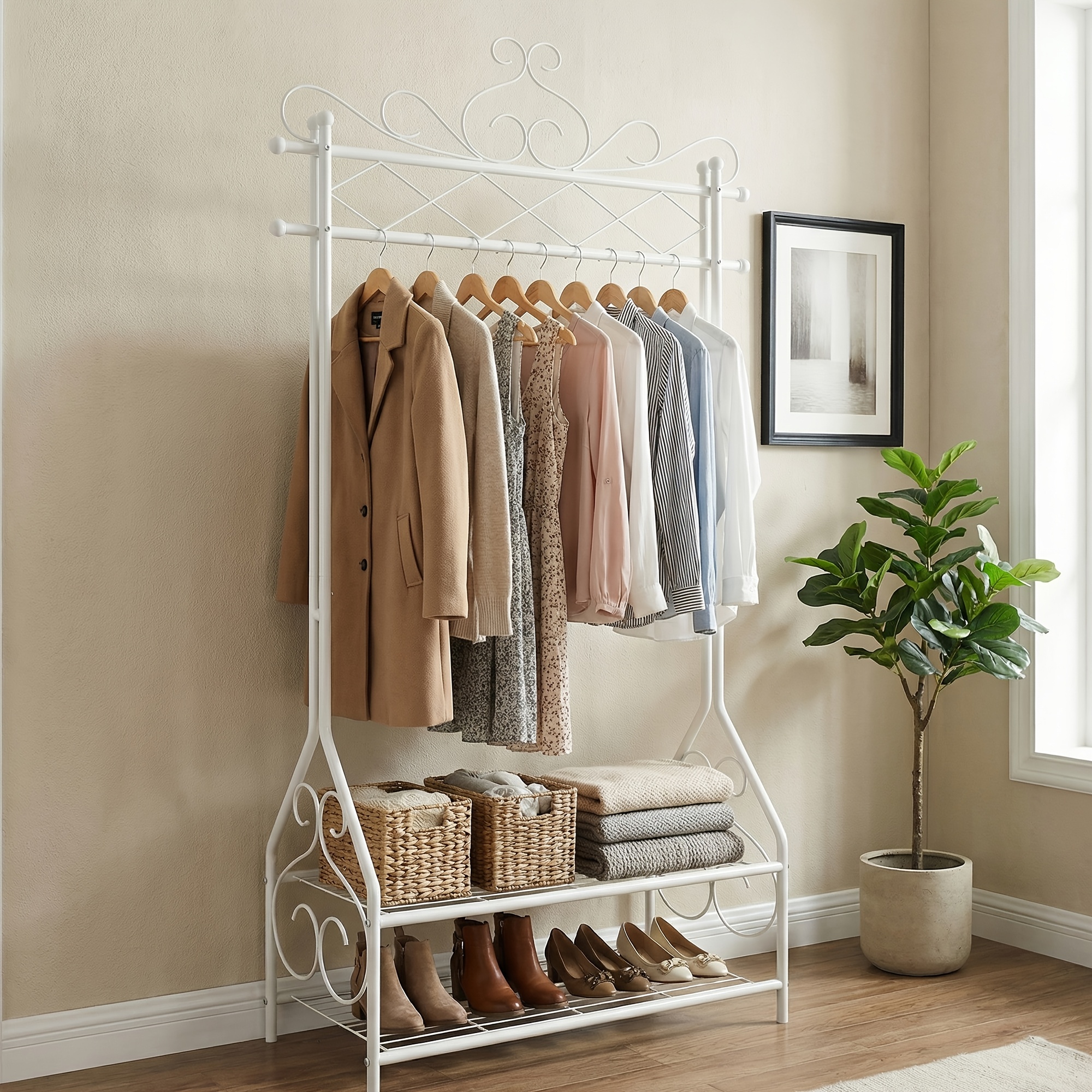 Vintage-style Coat Rack, Metal Coat Rack With Clothes Rail And 2 Shelves Measuring 92 X 173 X 41 Cm (w X H X D), Cream