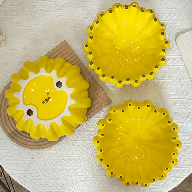 Large 9.5-Inch Ceramic Banana-Shaped Serving Bowl - Vintage Style Fruit and Snack Plate, Food-Safe, Ideal for Home, Restaurant, or Hotel Use, Fruit Display | Creative Storage | Ceramic Bow